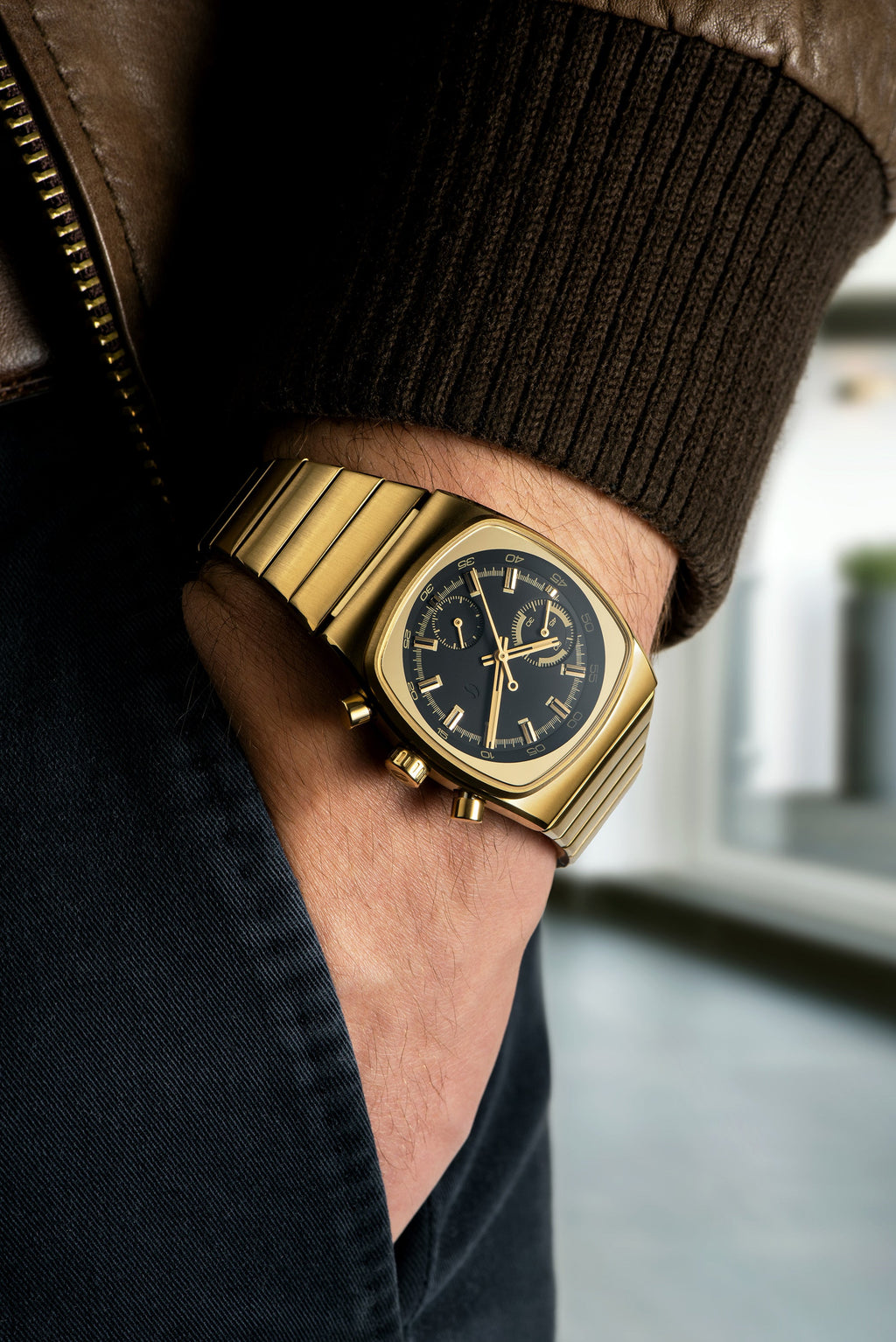 Metric - Gold & Black Chronograph Watch